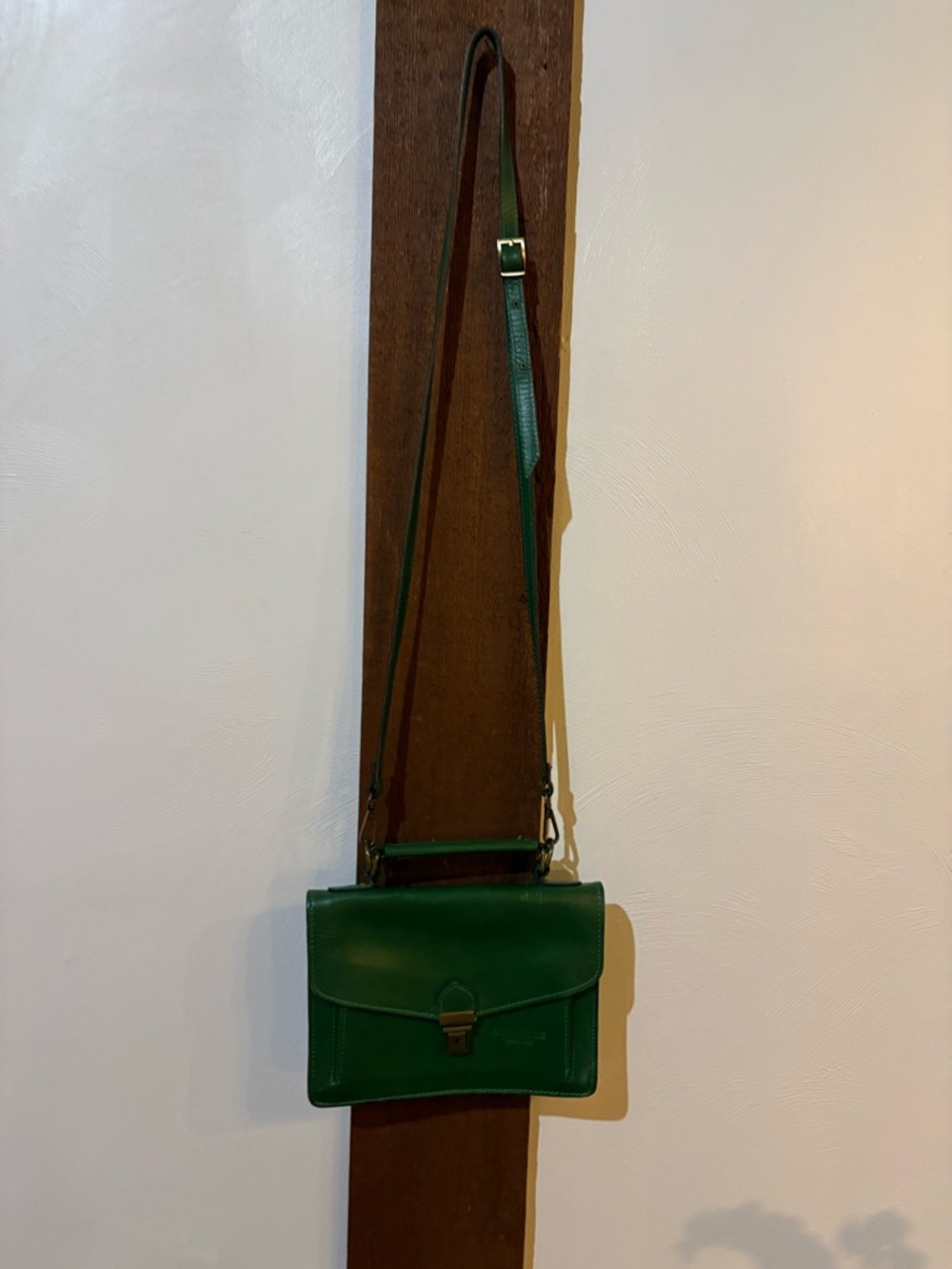 Vera Pelle, Green Genuine Italian Leather, Accordion Style Small/Medium Purse!